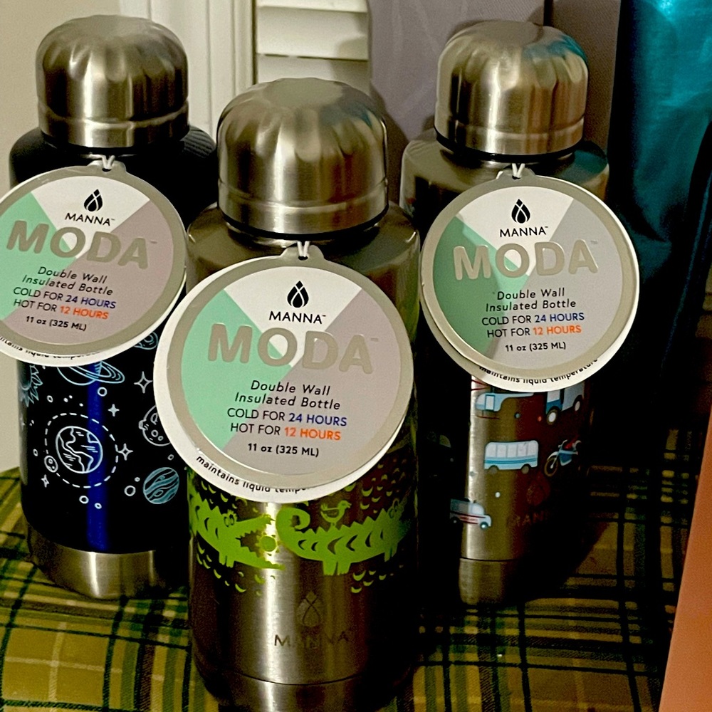 MODA. Insulated Double Wall Insulated Bottle.